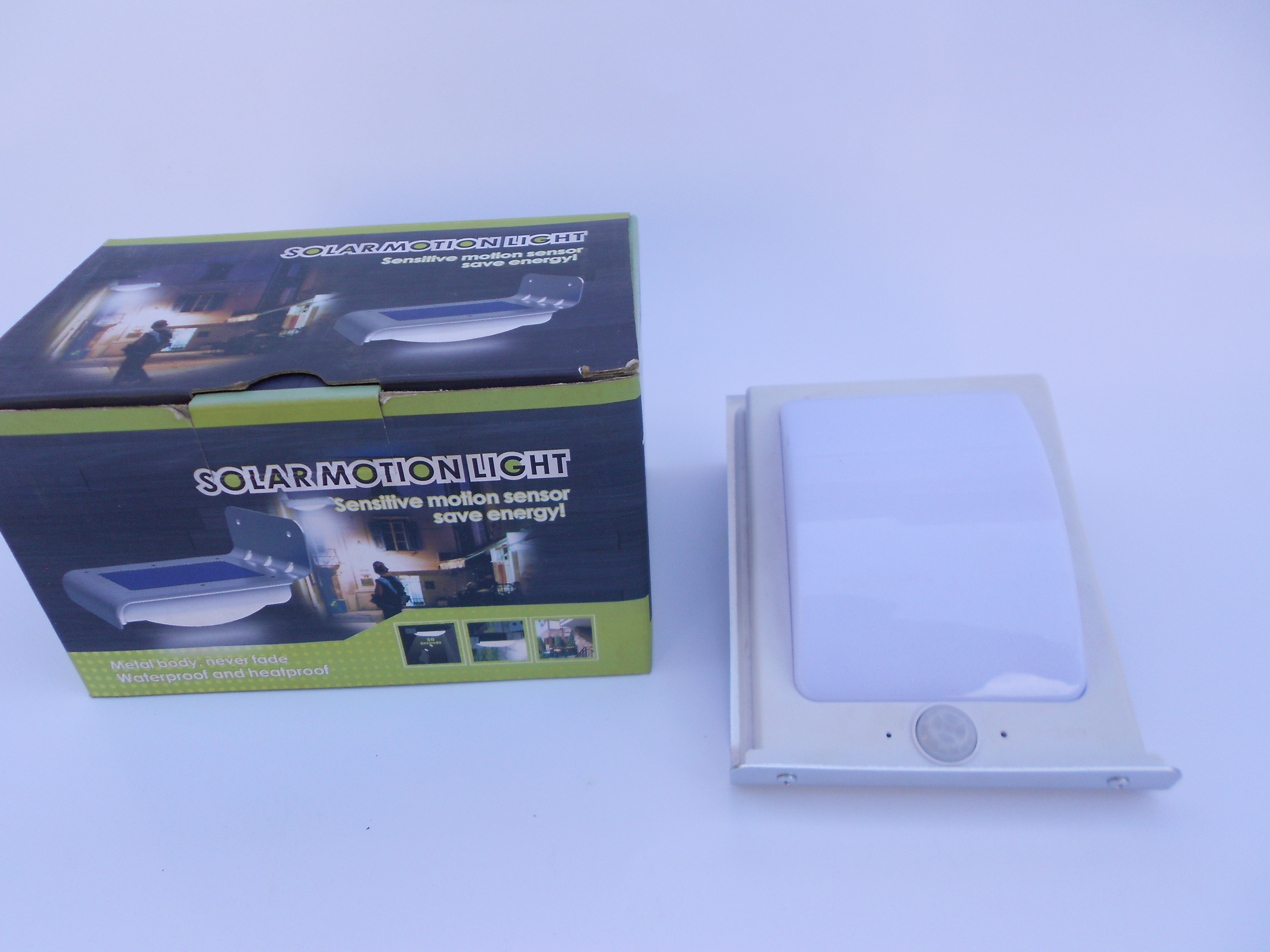 Solar motion light sensitive motion sensor save energy discount